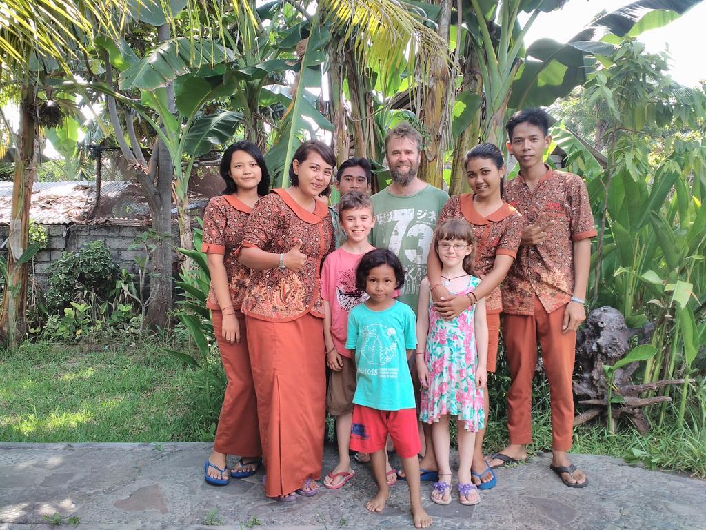 Jassri Homestay Пемутеран Экстерьер фото