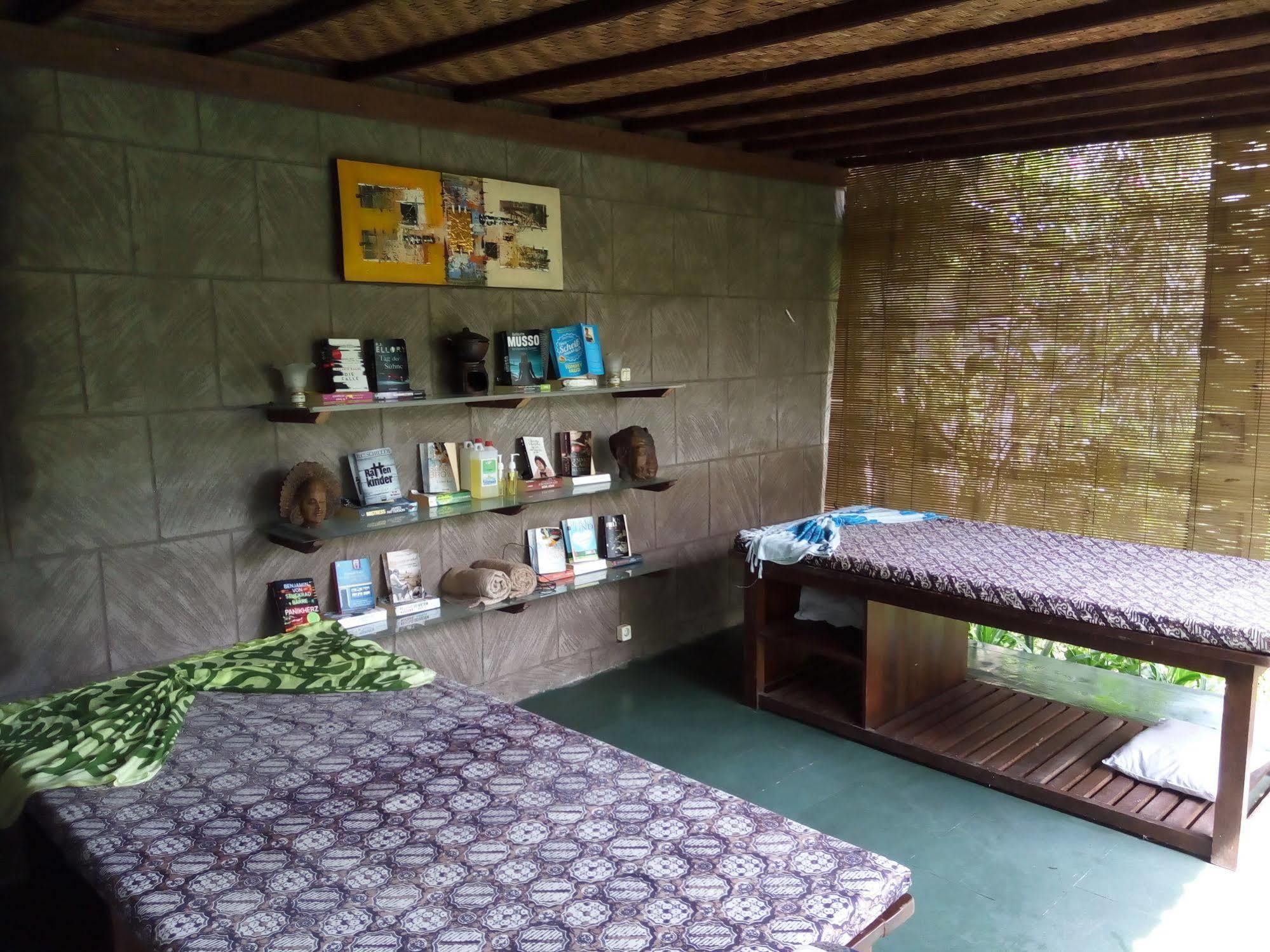 Jassri Homestay Пемутеран Экстерьер фото
